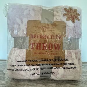 Berkshire Decorative Throw - Cream and Pink